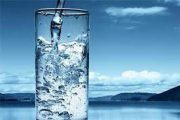 بدترین حالت نوشیدن آب از نظر طب سنتی